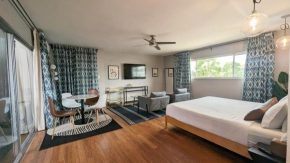 LA Huge Mid Century Guesthouse Patio LAX Beach